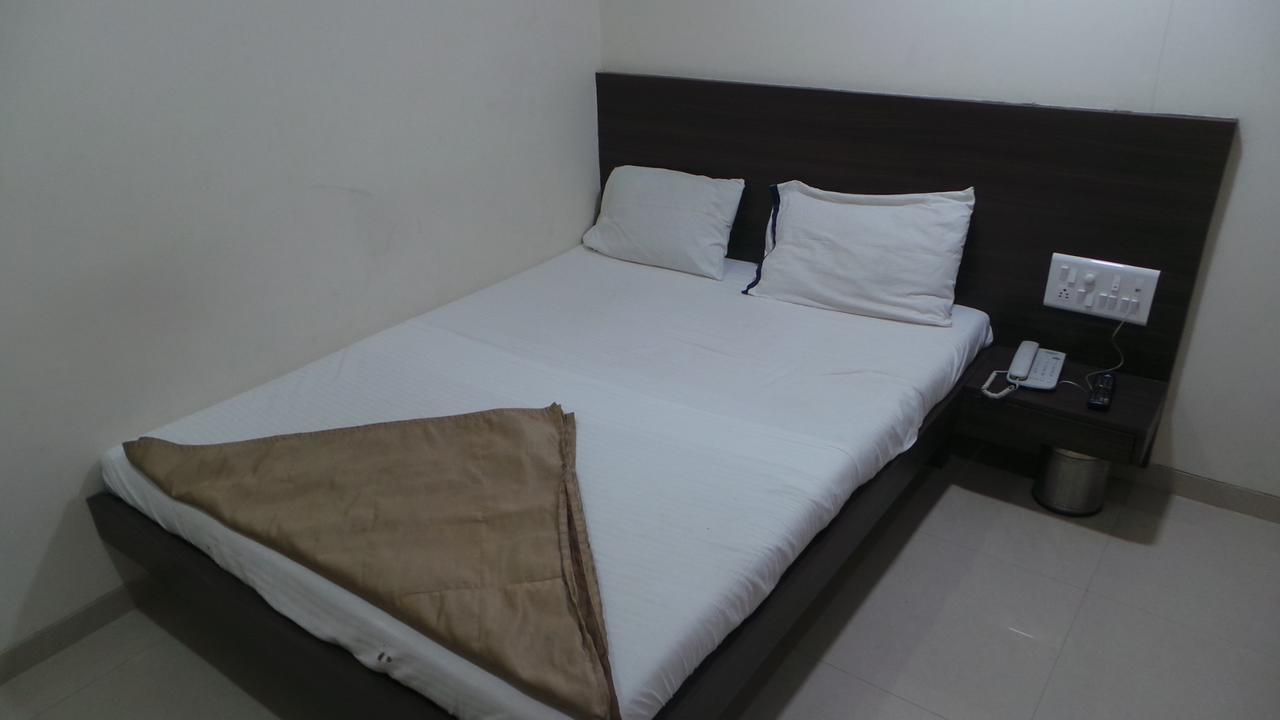 Hotel Gemini มุมไบ ภายนอก รูปภาพ